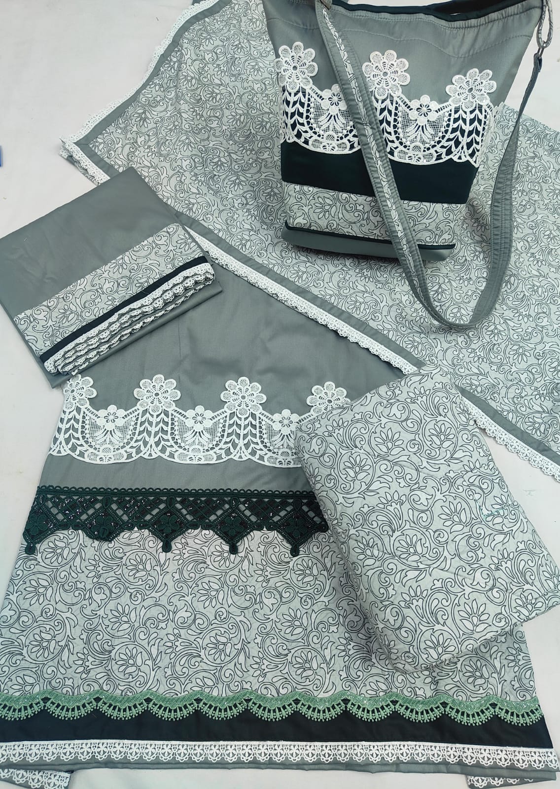  Namazi Rida cum Jori RCJ with Quilted Masallah and spacious Quilted Bag